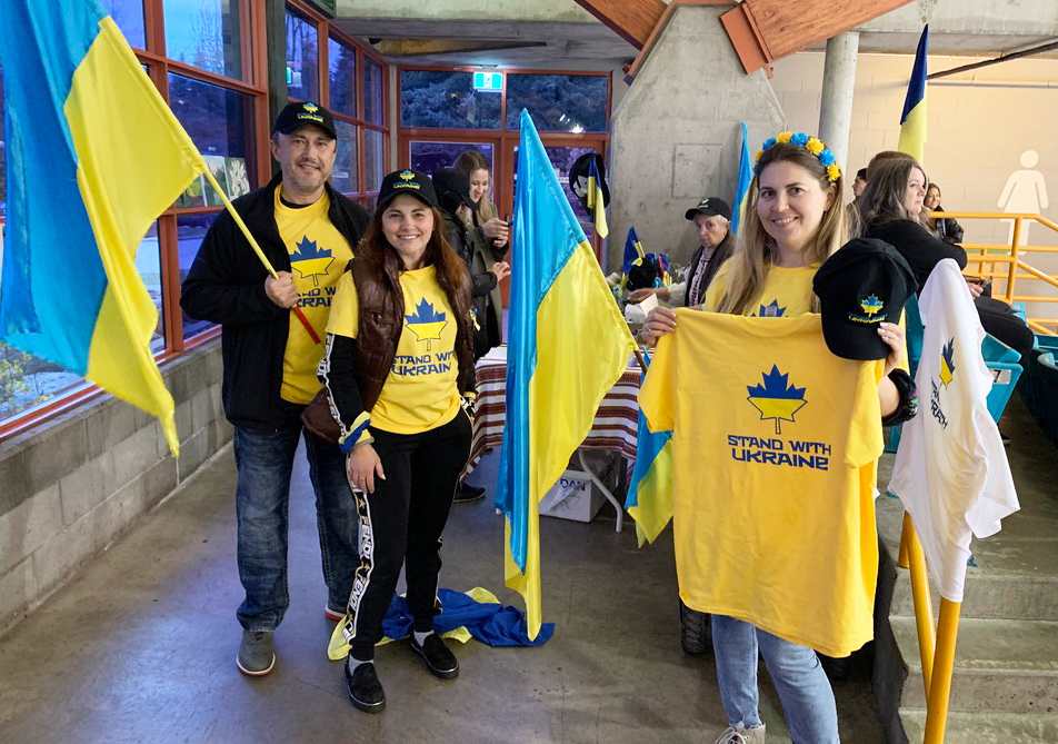 White Rock Whalers raise over $3500 for Ukraine